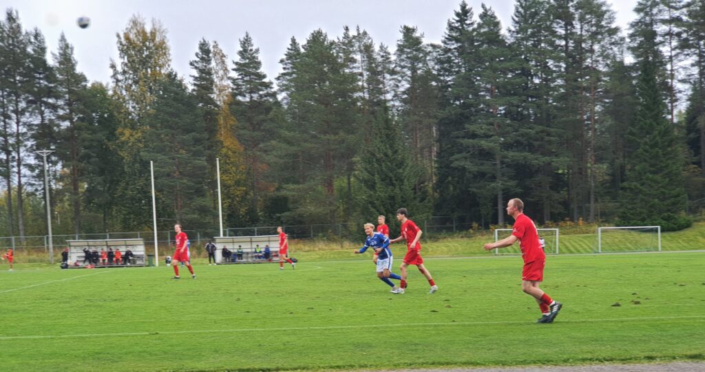 Kolmosen ottelu MP/2 vastaan MiPK Rantakukän nurmikentällä. MiKP voitti ottelun 1-4.